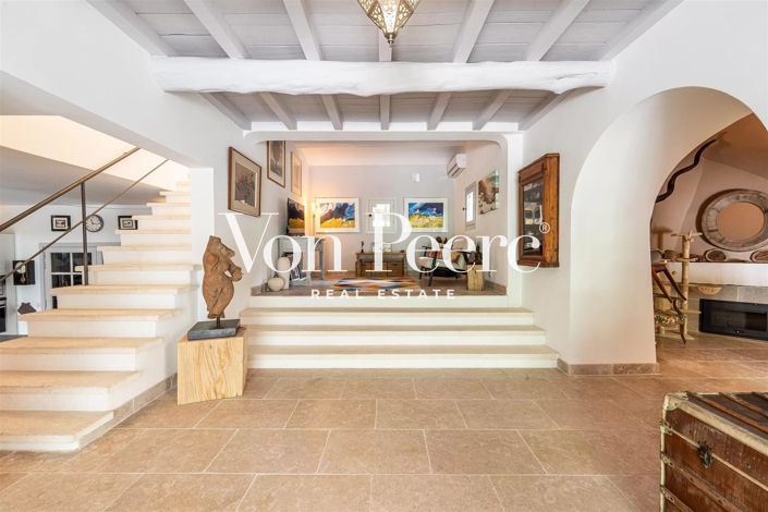 Image No.19-5 Bed House for sale