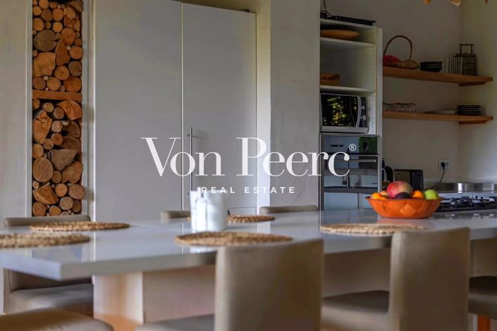 Image No.6-4 Bed House for sale