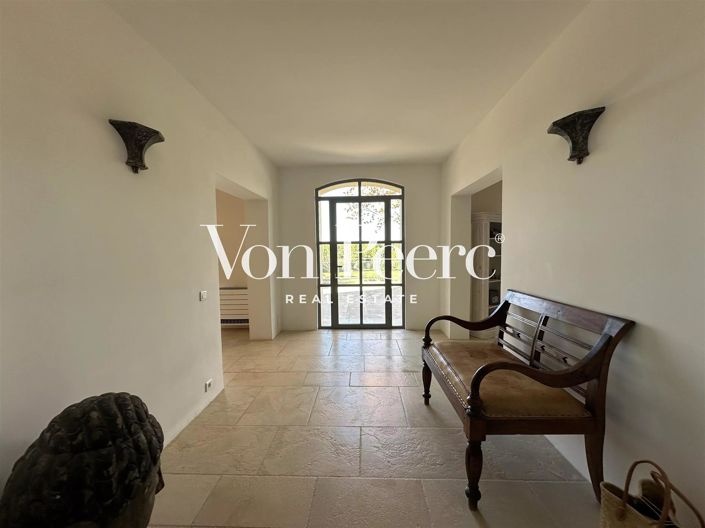 Image No.11-6 Bed House for sale