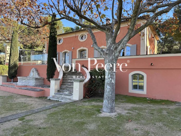 Image No.17-6 Bed House for sale