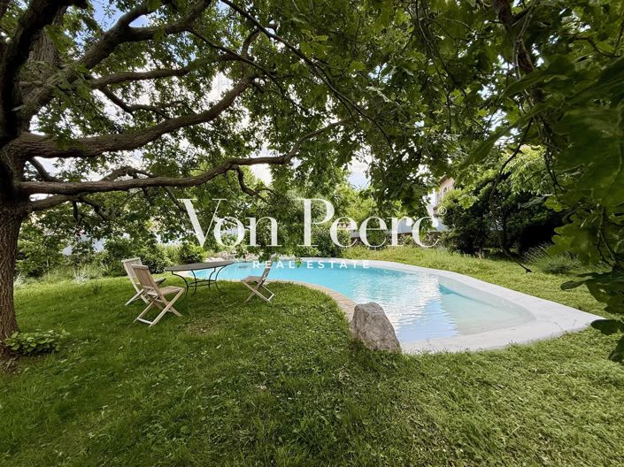 Image No.2-5 Bed House for sale