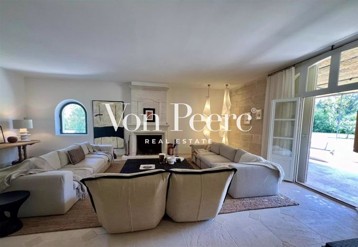 Image No.10-6 Bed House for sale