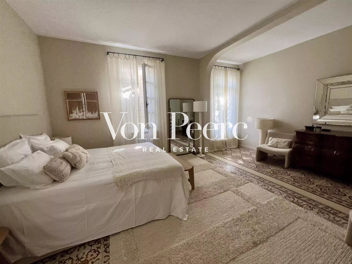 Image No.11-6 Bed House for sale