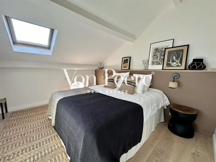 Image No.15-6 Bed House for sale