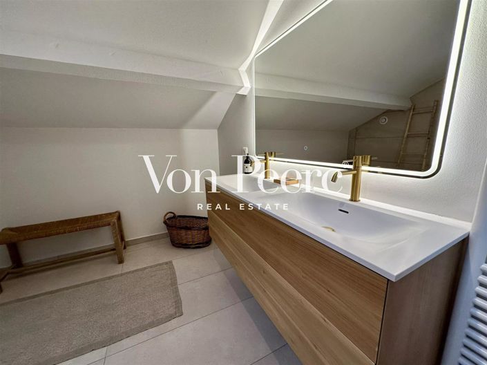 Image No.16-6 Bed House for sale