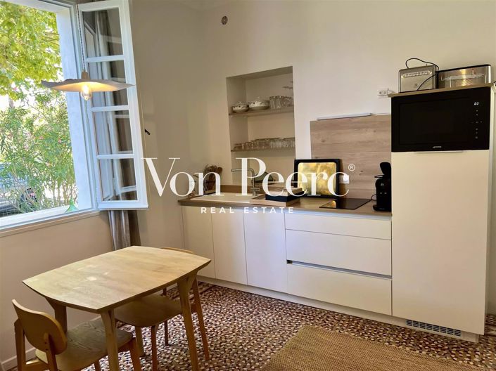 Image No.21-6 Bed House for sale