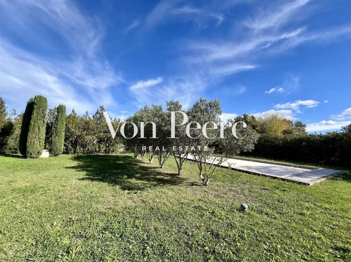 Image No.22-6 Bed House for sale