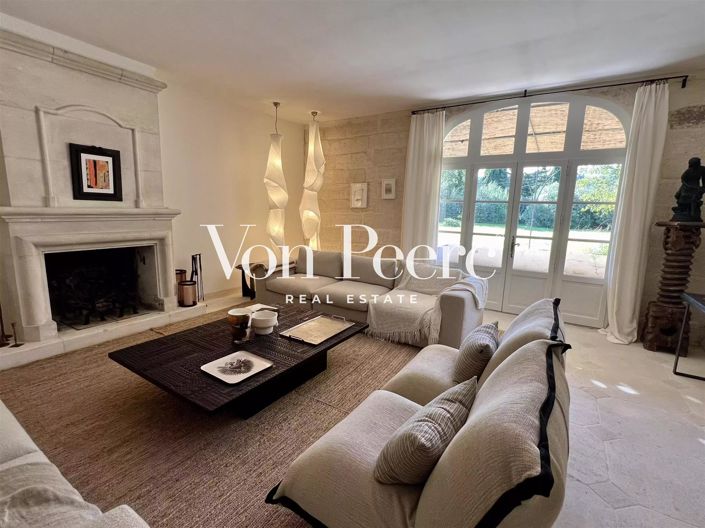 Image No.6-6 Bed House for sale