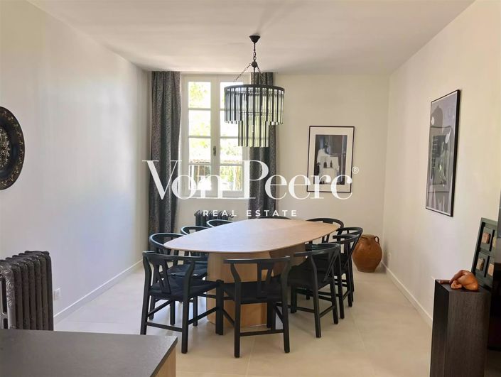 Image No.9-6 Bed House for sale