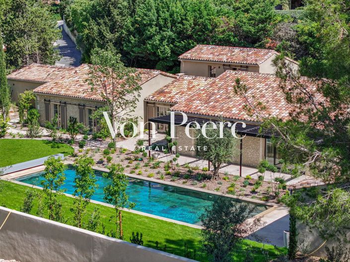 Image No.1-6 Bed House for sale