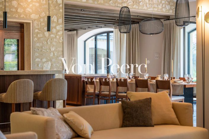 Image No.6-6 Bed House for sale