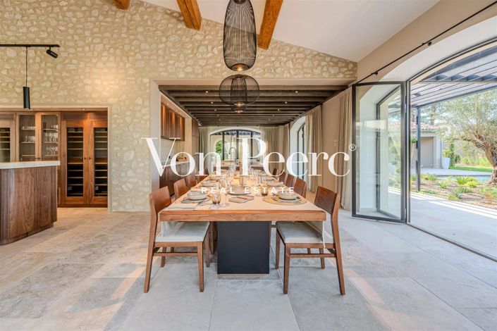 Image No.7-6 Bed House for sale