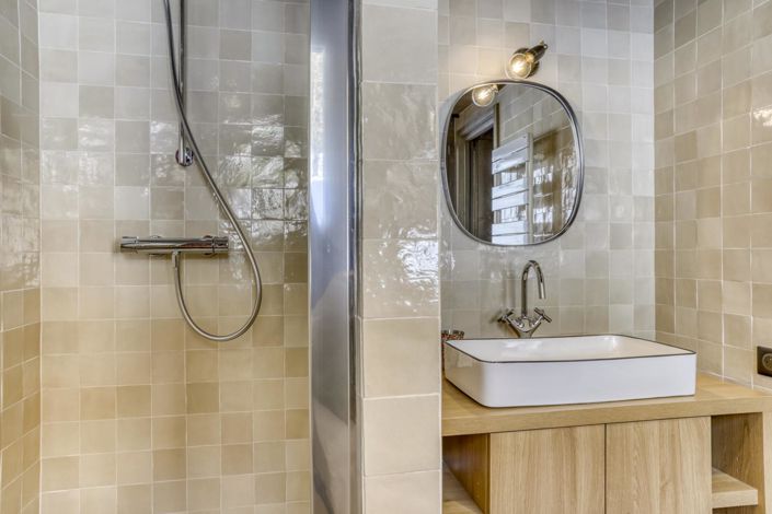 Image No.10-6 Bed House for sale