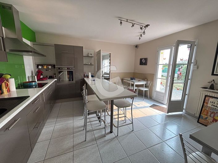 Image No.4-3 Bed House for sale