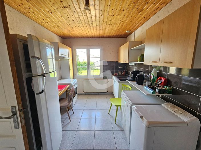 Image No.8-3 Bed House for sale