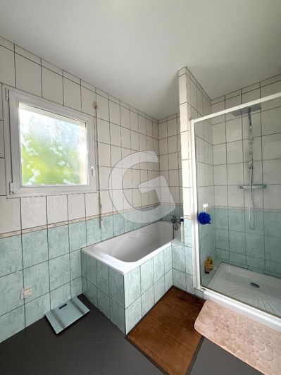 Image No.14-3 Bed House for sale