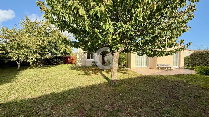 Image No.15-3 Bed House for sale