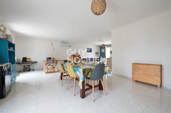 Image No.5-3 Bed House for sale