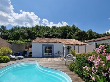 1 - Sommières, House