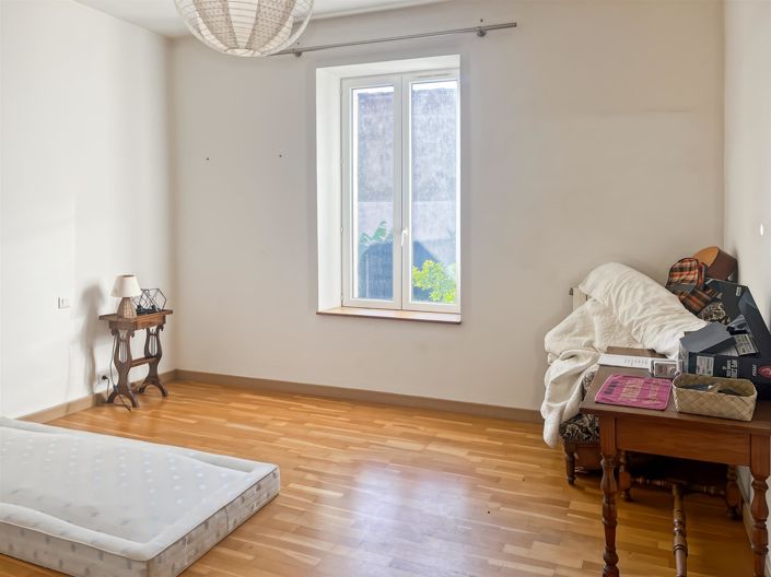 Image No.14-3 Bed House for sale