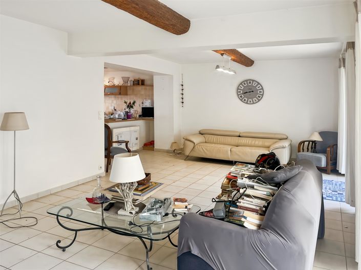 Image No.6-3 Bed House for sale