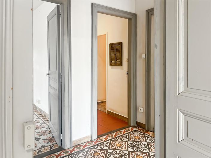 Image No.12-5 Bed House for sale