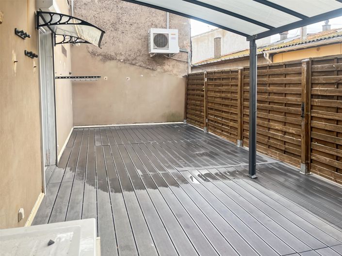 Image No.5-5 Bed House for sale