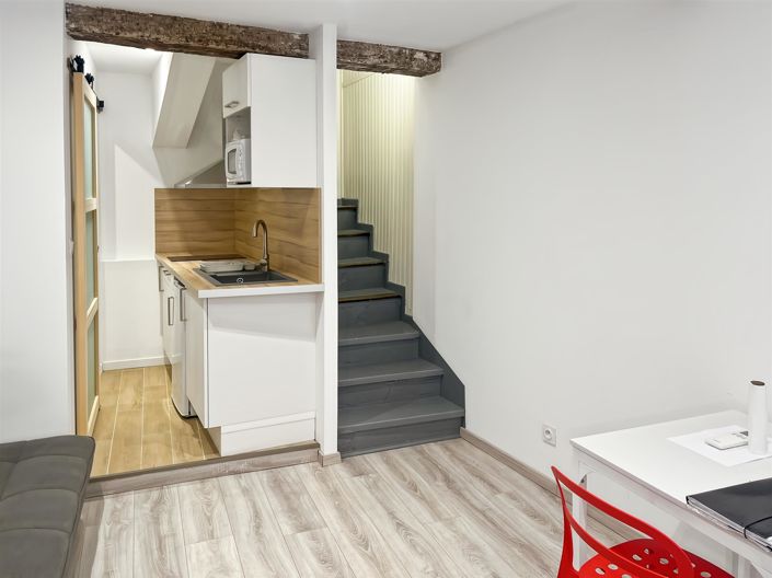 Image No.10-1 Bed House for sale