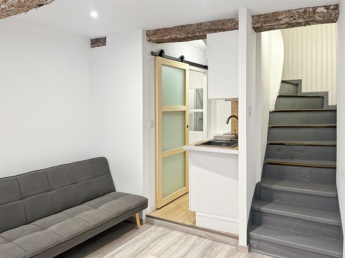 Image No.11-1 Bed House for sale