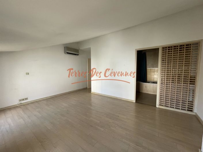 Image No.10-Appartement de 2 chambres à vendre à Alès