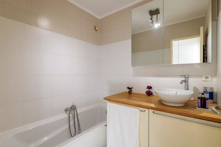 Image No.11-2 Bed Apartment for sale