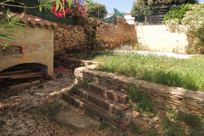 Image No.11-5 Bed House for sale