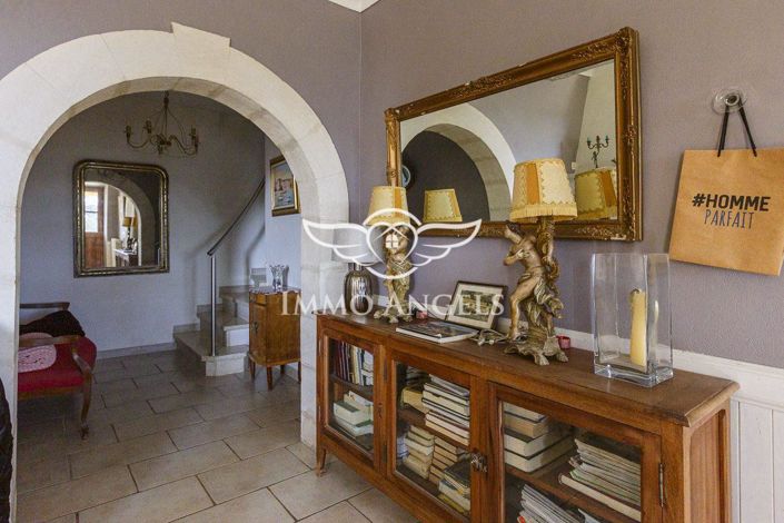 Image No.12-6 Bed House for sale