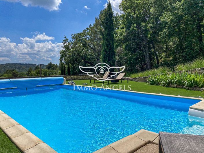 Image No.16-6 Bed House for sale