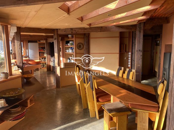 Image No.25-8 Bed House for sale