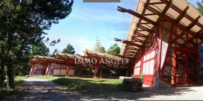 Image No.28-8 Bed House for sale