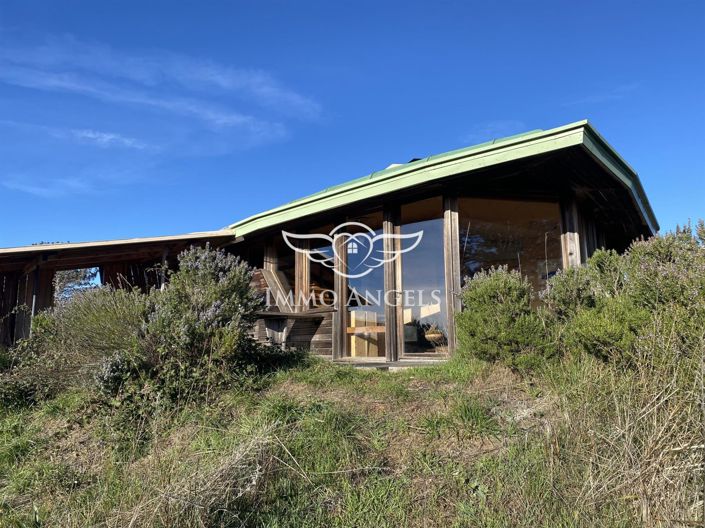 Image No.3-8 Bed House for sale