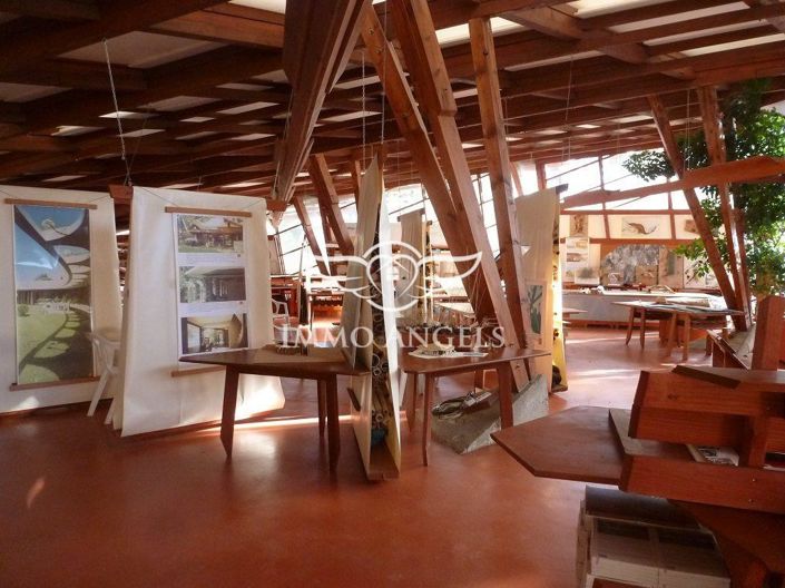 Image No.30-8 Bed House for sale