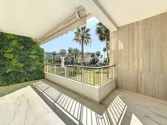 Image No.25-2 Bed Apartment for sale