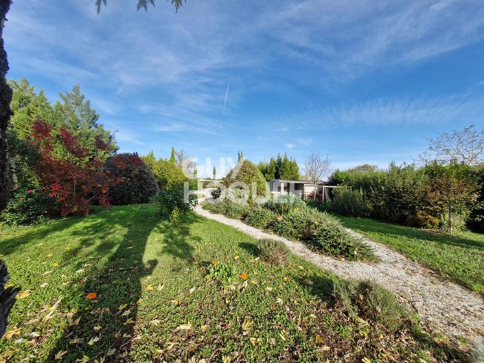 Image No.17-5 Bed House for sale