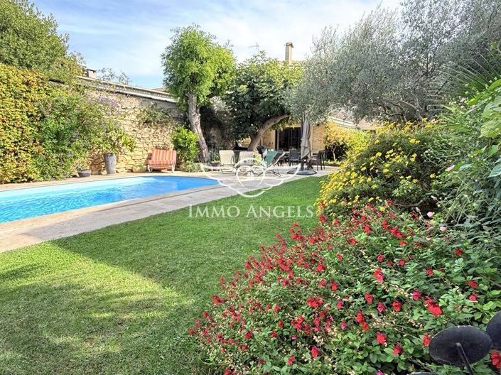 Image No.2-5 Bed House for sale