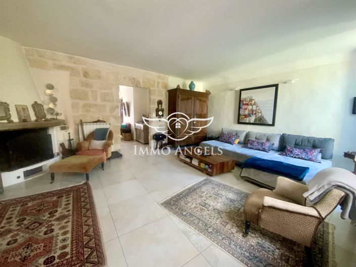 Image No.5-5 Bed House for sale