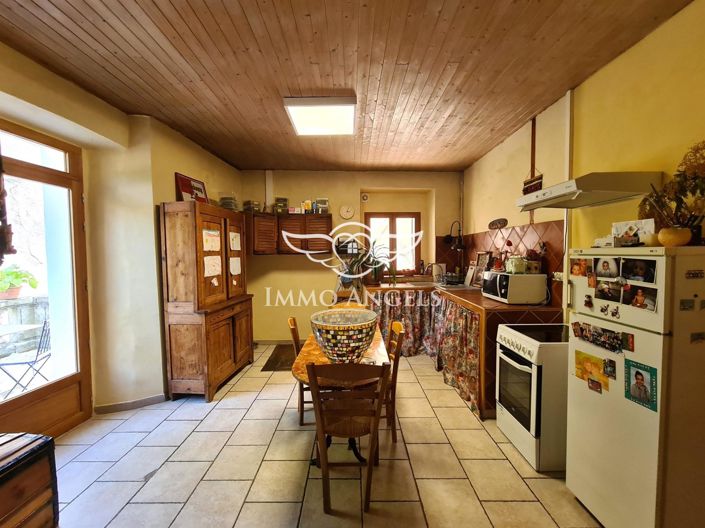 Image No.10-7 Bed House for sale