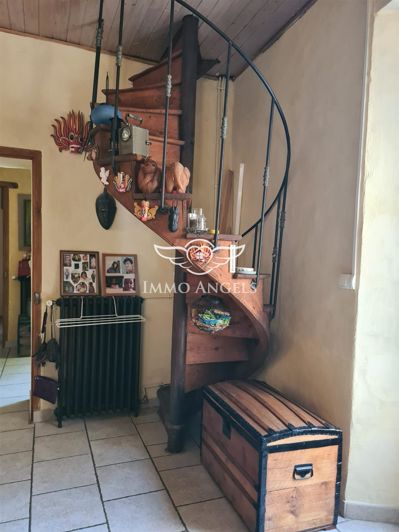 Image No.11-7 Bed House for sale