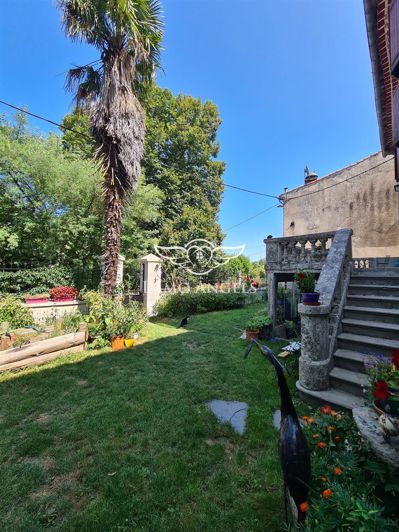 Image No.4-7 Bed House for sale