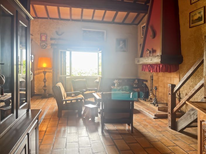 Image No.14-4 Bed House for sale