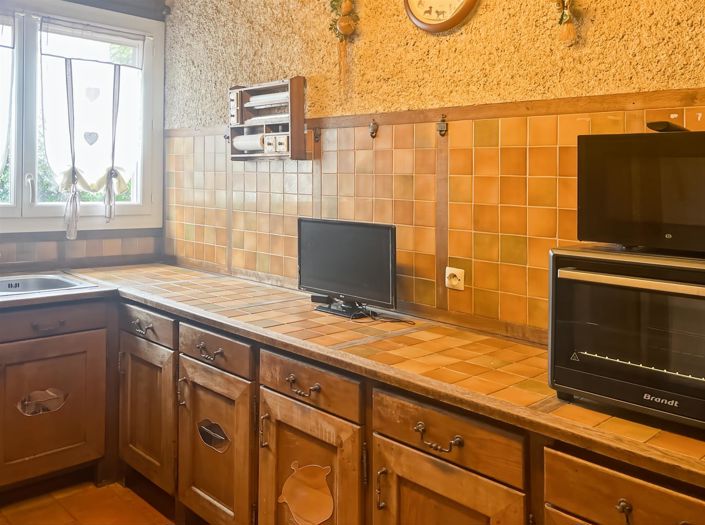 Image No.17-4 Bed House for sale