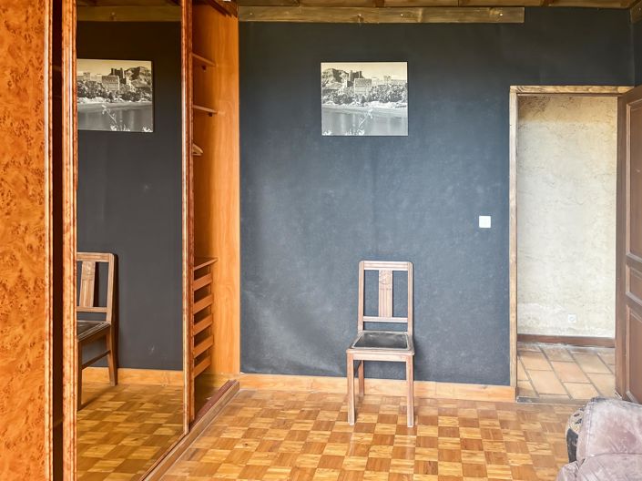 Image No.20-4 Bed House for sale