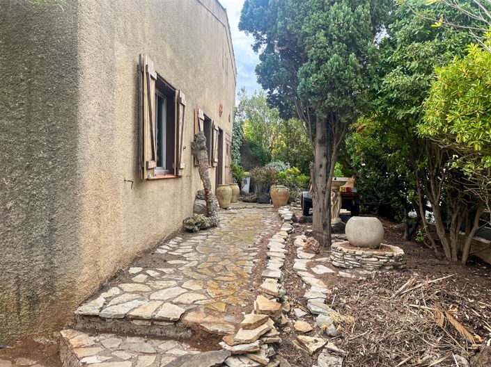 Image No.27-4 Bed House for sale