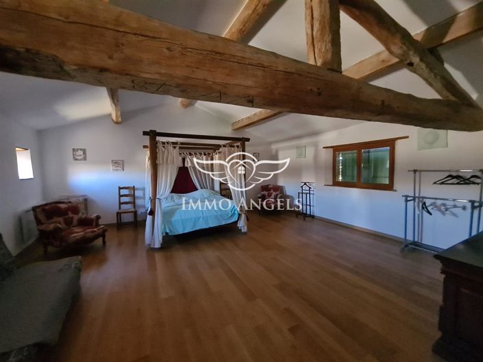 Image No.14-17 Bed House for sale